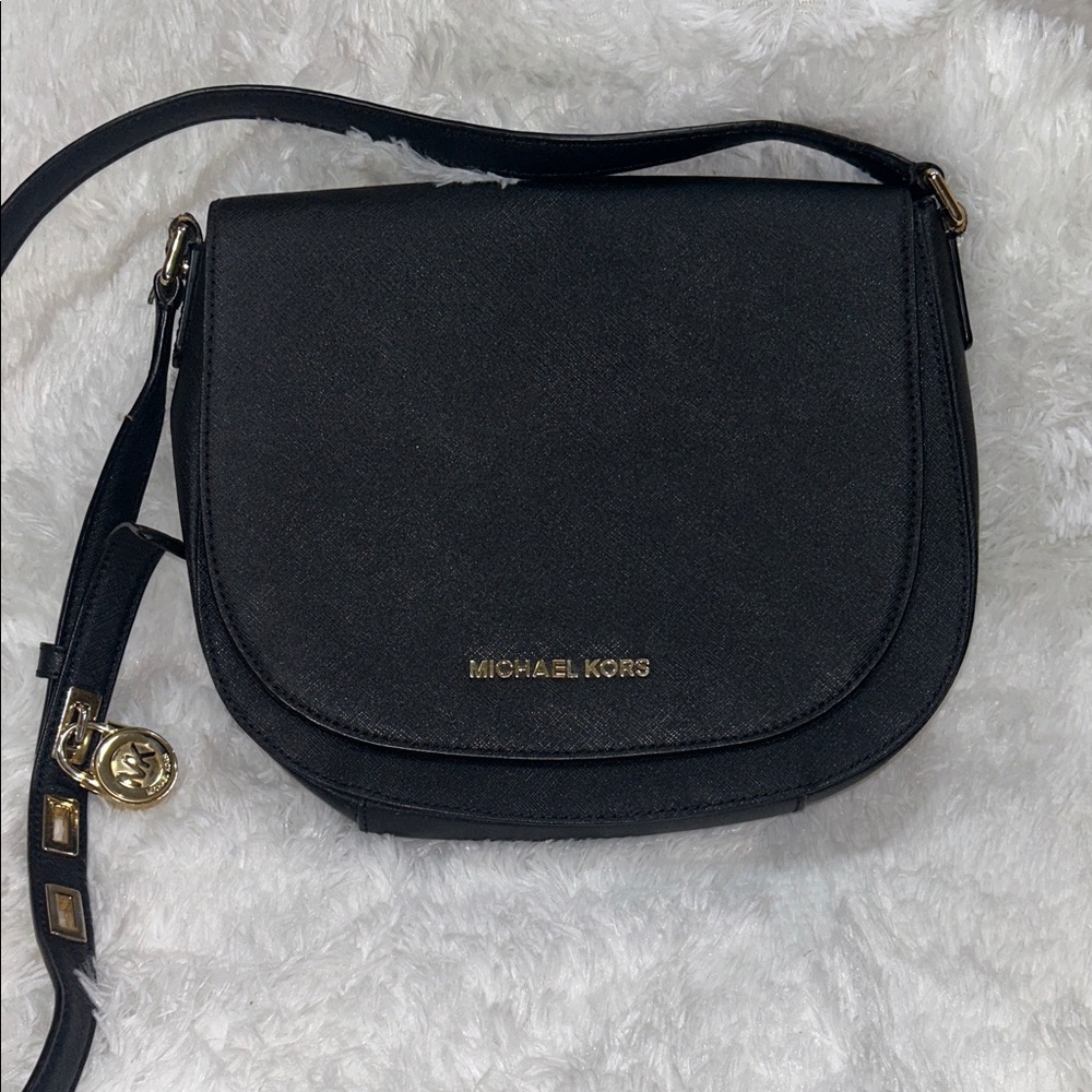 Michael Kors Elegant Black Crossbody Bag